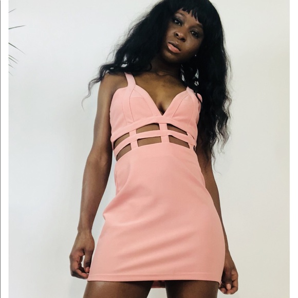 🌹TOBI Cut Out Dress🌹 - Picture 7 of 7
